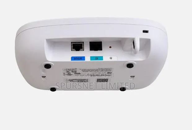 Cisco Catalyst 9130axi-B Wi-Fi 6 Multigigabit Wireless Access Point · Photo 1