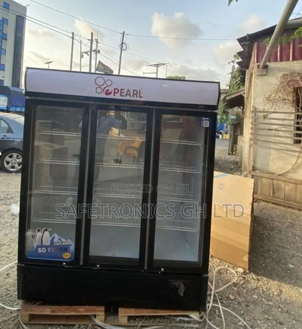 Shop Newly Bulky Pearl Electric 3 Glass Door PVC-150 Display Fridge · Photo 1
