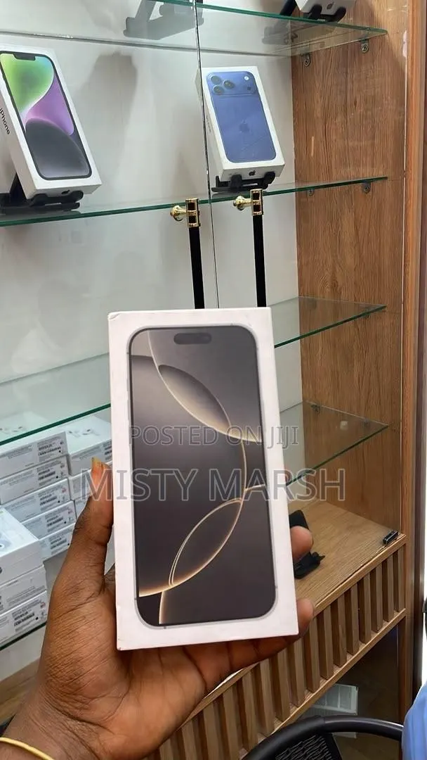 New Apple iPhone 16 Pro Max 256 GB · Photo 1