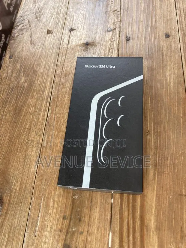 New Samsung Galaxy S26 Ultra 5G 1 TB Black · Photo 1