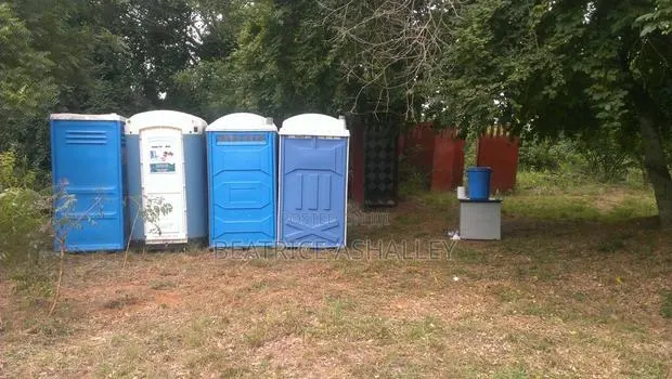 Portable Mobile Toilets Rental for Construction Sites · Photo 1