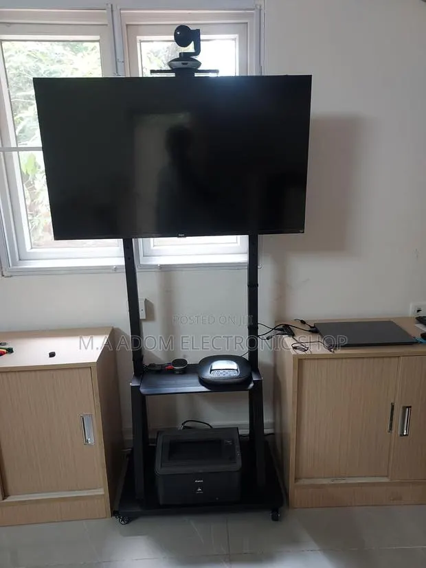 Hight Quality Movable Tv Stand for Led Tv Between 32”-75” · Photo 1