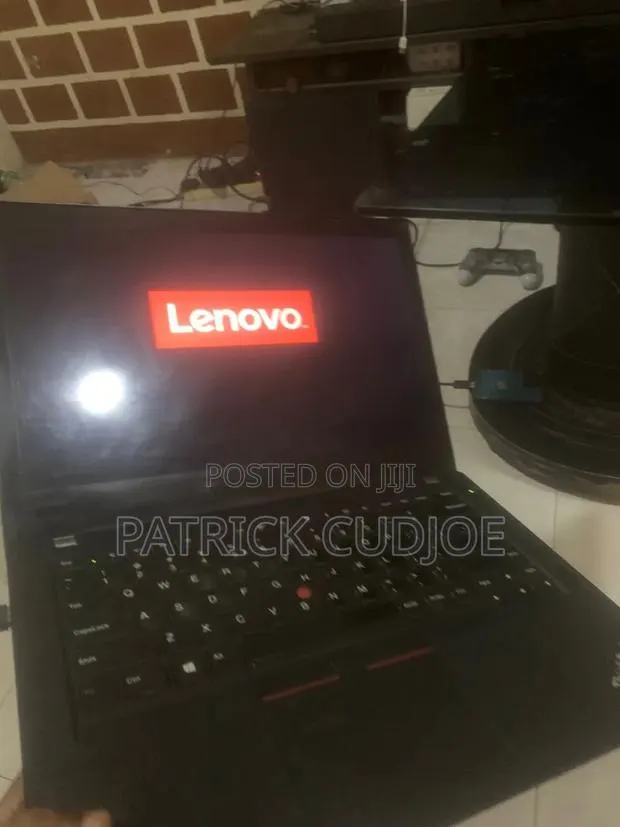 Laptop Lenovo ThinkPad T470 8GB Intel Core i5 SSD 500GB · Photo 1