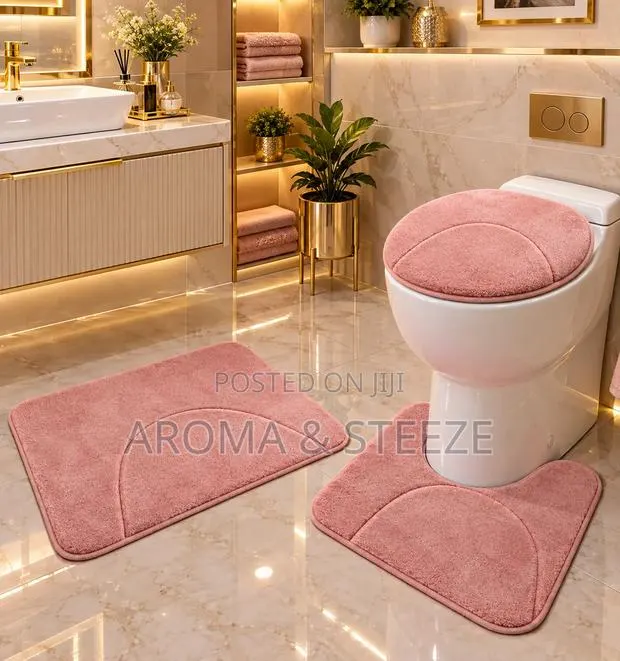 3 in 1 Bathroom Mat Set · Photo 1
