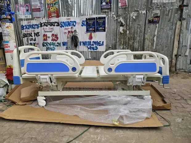 Hospital Bed 3 Crank Newtype · Photo 1