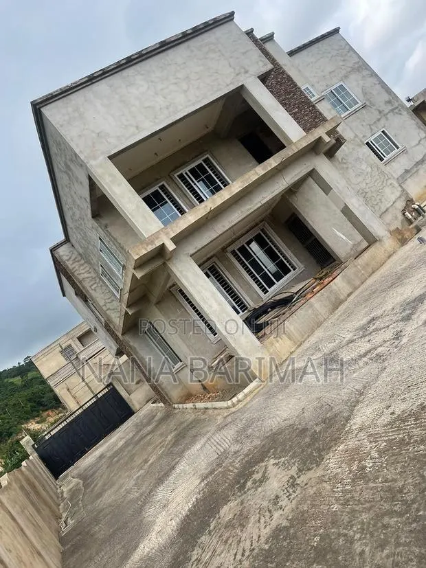 4bdrm Mansion in Boi for sale · Photo 1
