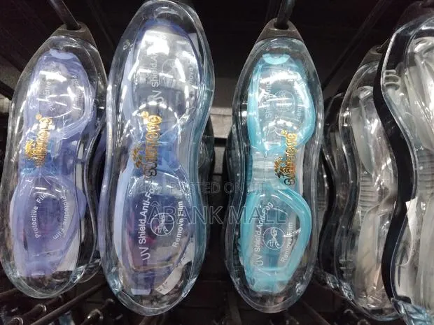 Swimming Glasses · Photo 1