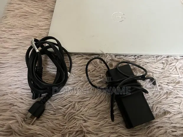 Laptop Dell XPS 13 32GB Intel Core i9 SSHD+SSD 512GB · Photo 1