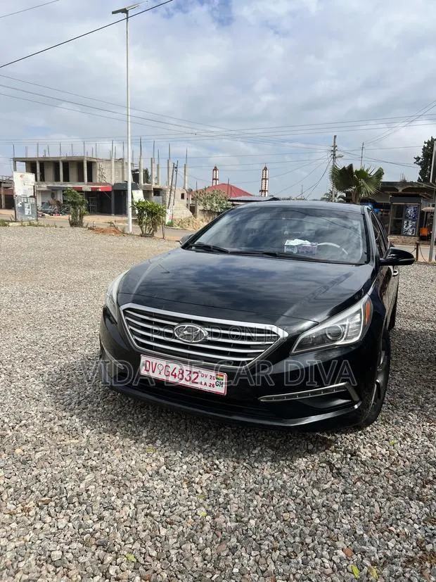 Hyundai Sonata SE 4dr Sedan (2.4L 4cyl 6A) 2015 Black · Photo 1