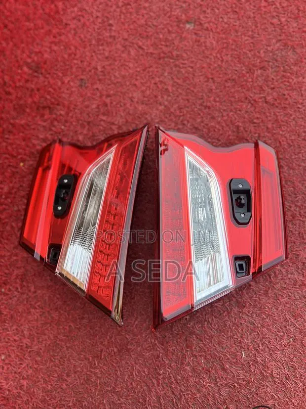 Honda Accord 2018 2019 2020 2021 2022 Boot Light · Photo 1