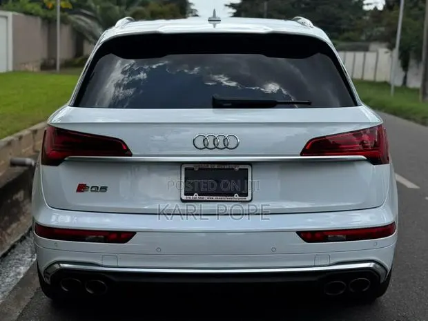 Audi Q5 2023 White · Photo 1