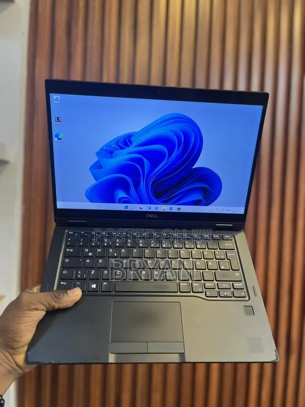 Laptop Dell Latitude 7390 16GB Intel Core i5 SSD 256GB · Photo 1