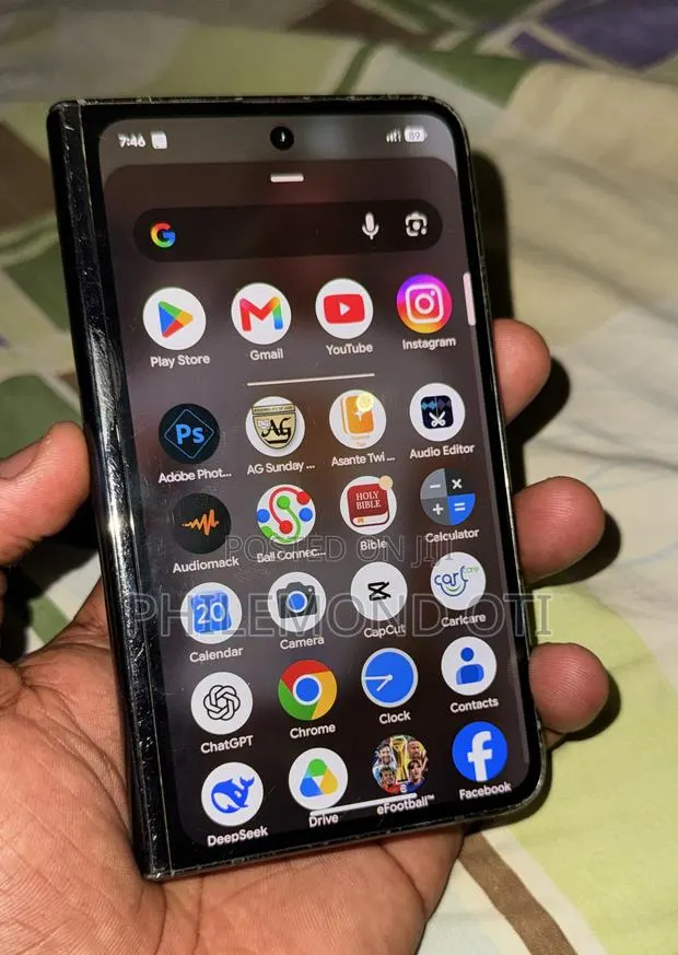 Google Pixel Fold 256 GB Black · Photo 1