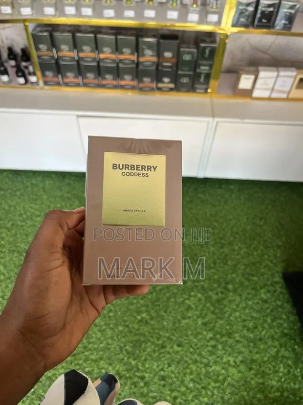 Burberry Goddess Amber Vanilla · Photo 1