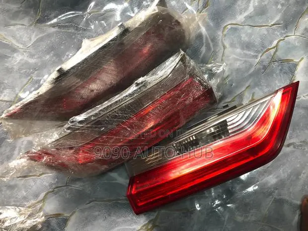 Honda CR-V 2017, 2018, 2019 Boot Light – Premium OEM | Foreign Used · Photo 1