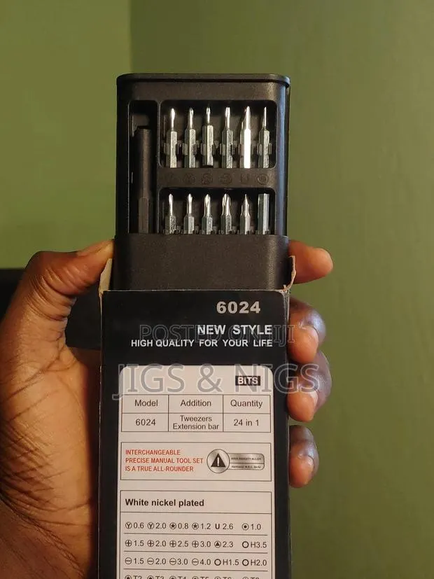 Mini Screwdriver Set | 24 in 1 Magnet Set · Photo 1