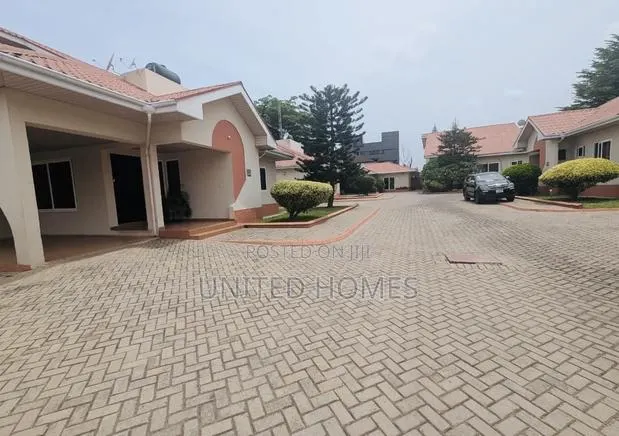 5bdrm House in East Legon for rent · Photo 1