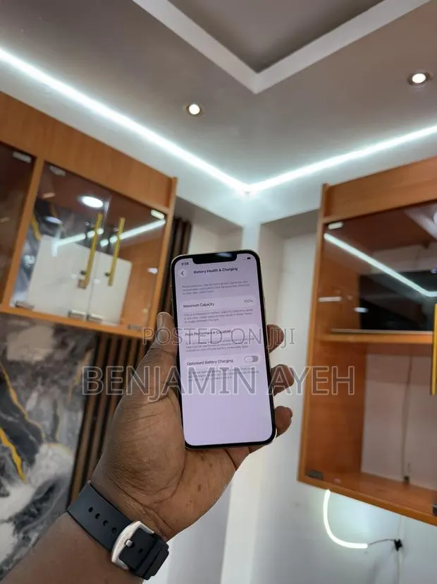Apple iPhone 12 Pro 128 GB · Photo 1
