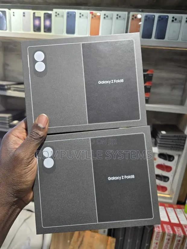 New Samsung Galaxy Z Fold8 256 GB Blue · Photo 1