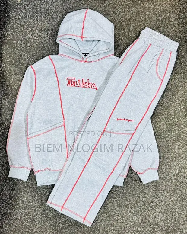 Thick Hooded Top N Down Available in Stock · Photo 1