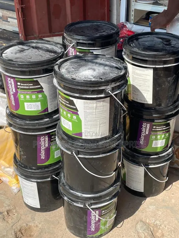 Bitumen Waterproof Coating for Roofs Foundations · Photo 1