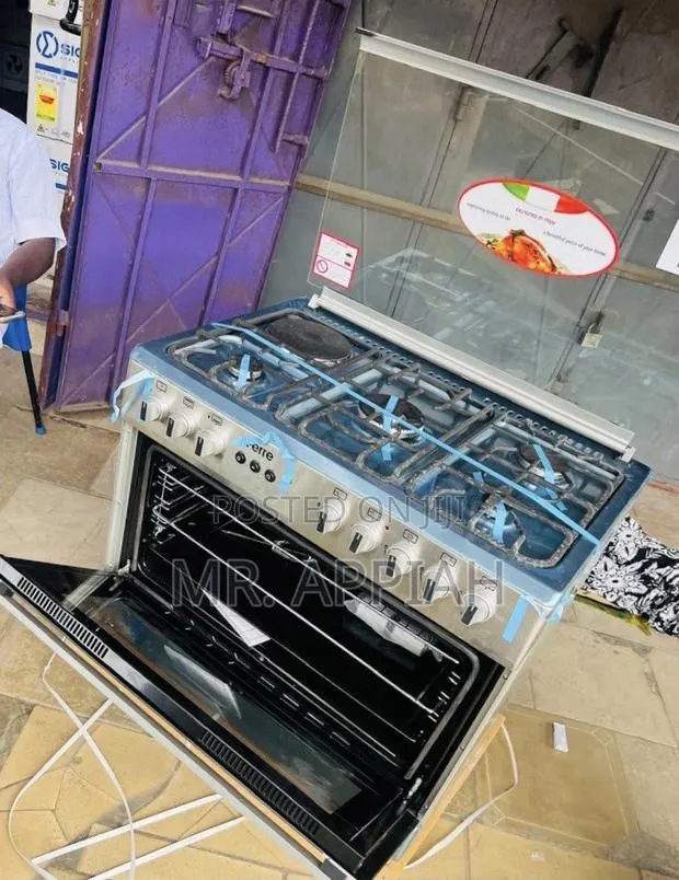 Extremely Durablr Ferre 60x90cm Glass Lid 4 Gas + 1 Electric Cooker. · Photo 1