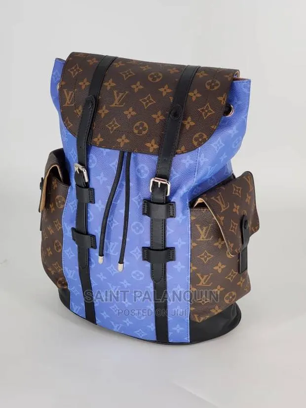 Lv Backpack · Photo 1
