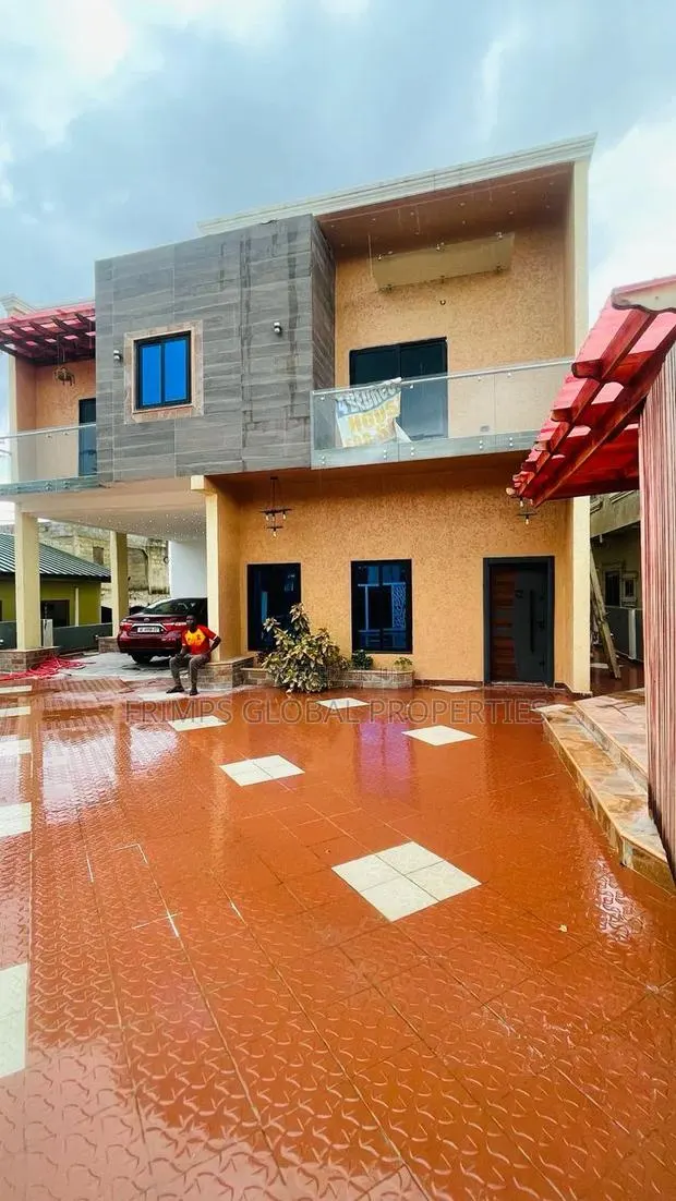 4bdrm House in Pokuase for sale · Photo 1