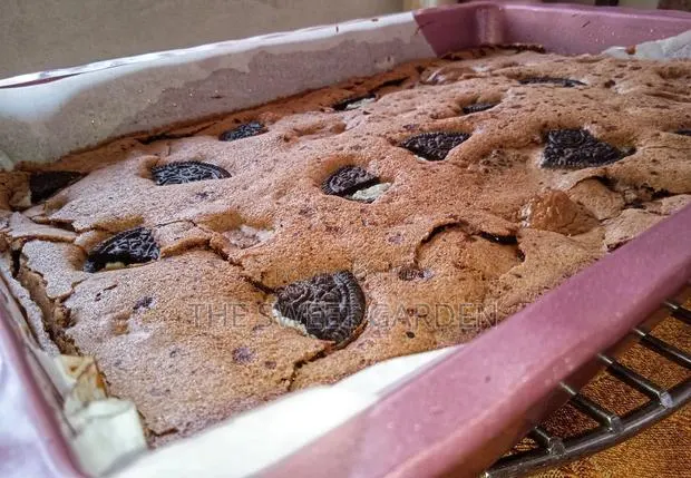 Rich Chocolate Brownie Tray · Photo 1