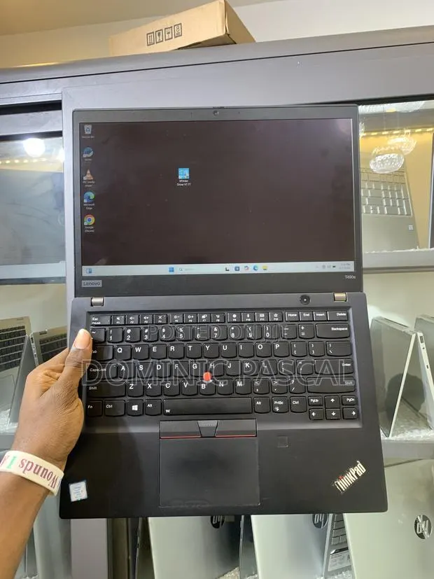 Laptop Lenovo ThinkPad T490s 8GB Intel Core i5 SSD 256GB · Photo 1