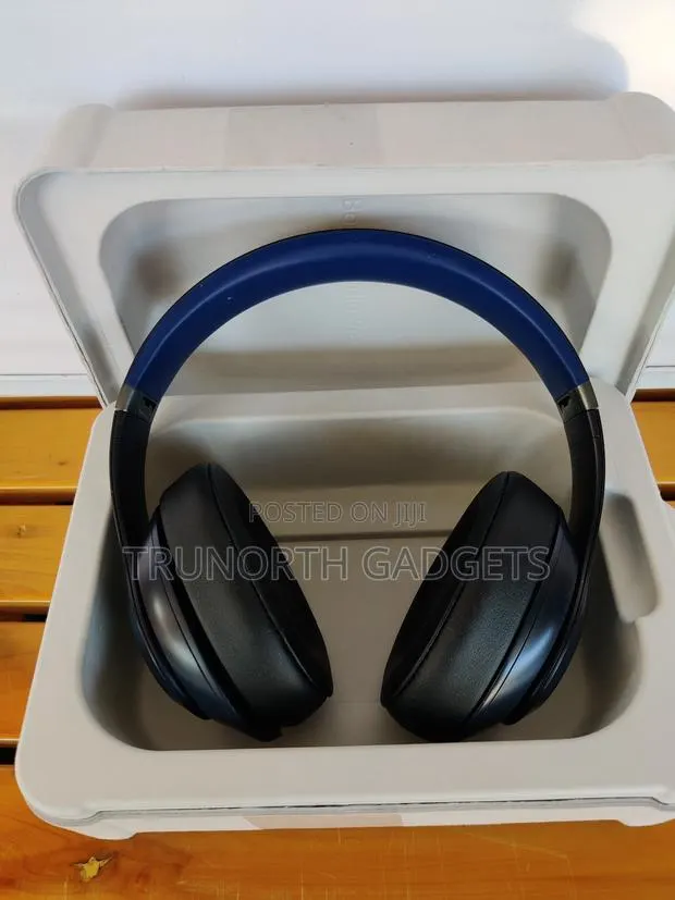 Beats Studio Pro – Premium Wireless Noise Cancelling Headphones · Photo 1