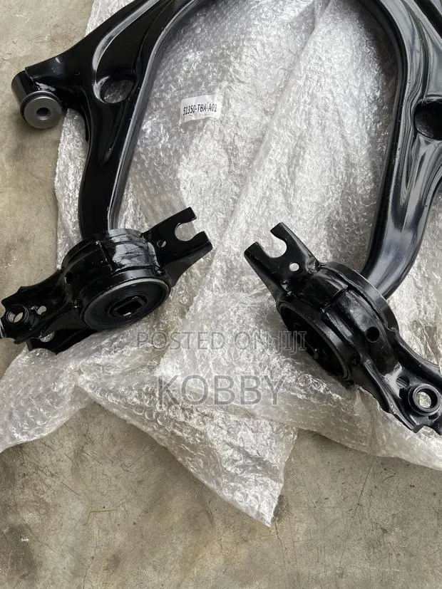 Honda Civic 2017-2018,2019,2020 Lower Arm / Control Arm · Photo 1