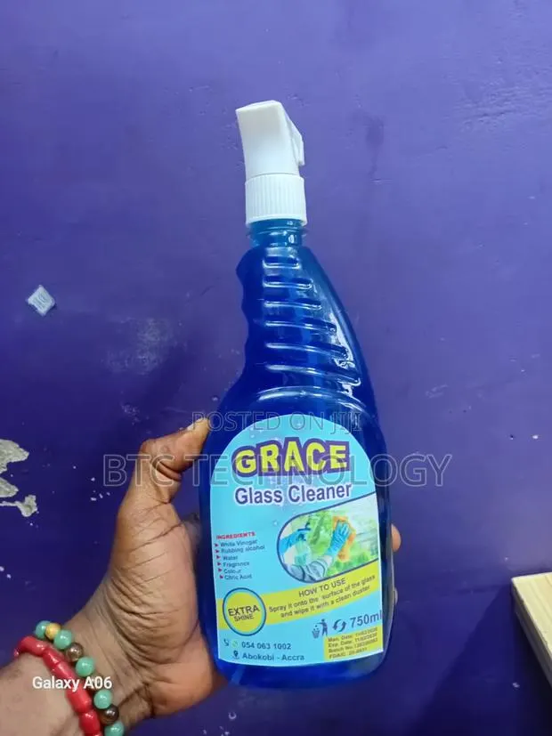 Glass Cleaner (Extra Shine ) · Photo 1
