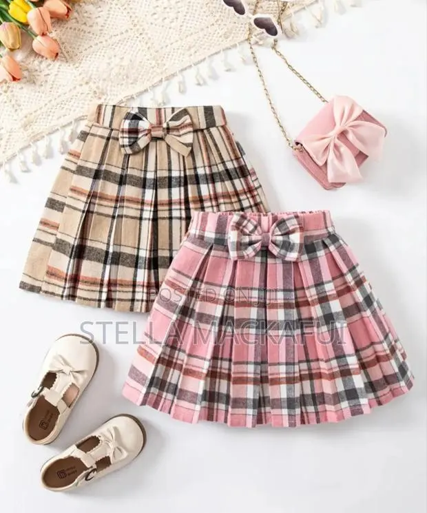 Pleated Skirt for 3-4yrs Only · Photo 1