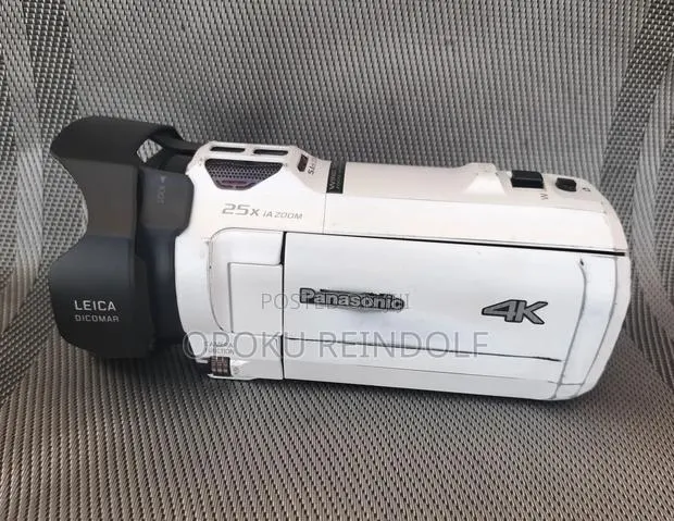 Panasonic HC-VX990M 4K Camera · Photo 1