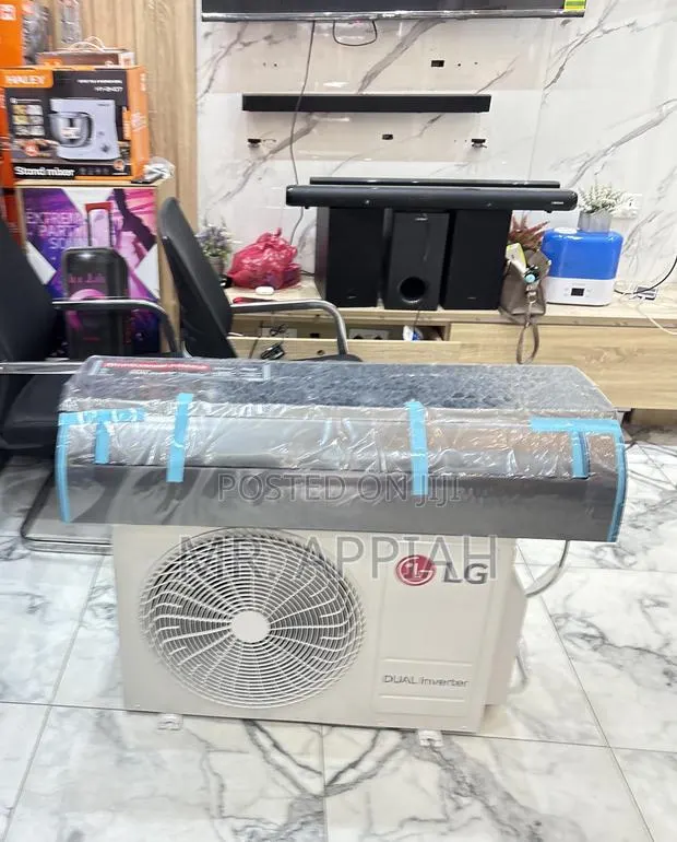 Order Lg 2.5hp Dual Inverter Air Conditioner(Black) · Photo 1