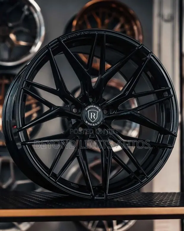 19" Staggered Rohana Wheels RFX17 Alloy Rim 19"inches · Photo 1