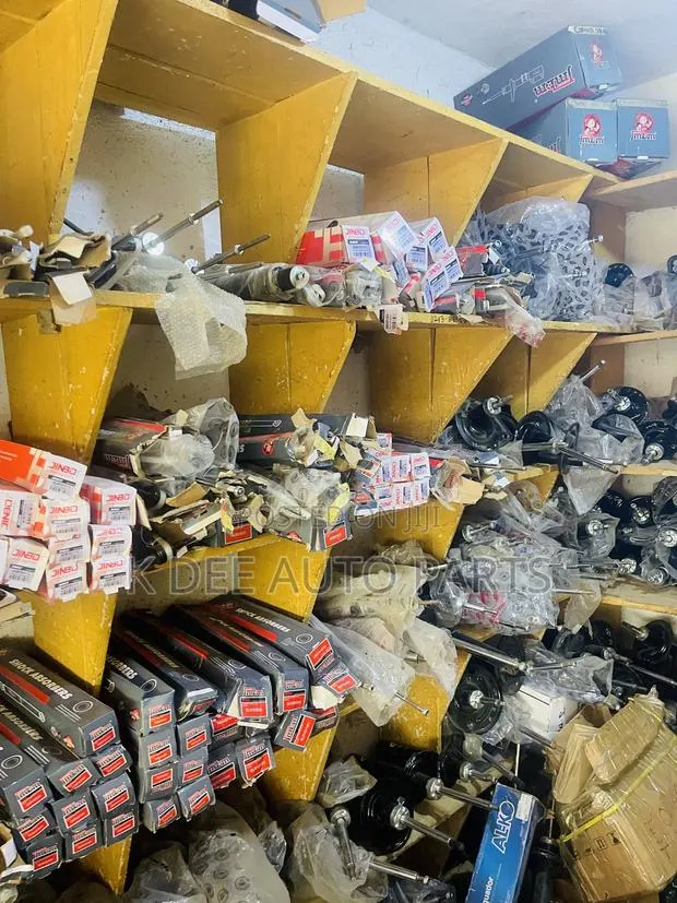 Front and Back Shock Absorbers Available · Photo 1