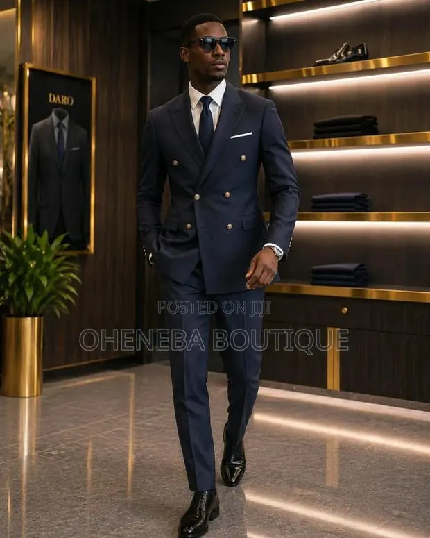 Double Breasted Suits for Gen Z · Photo 1