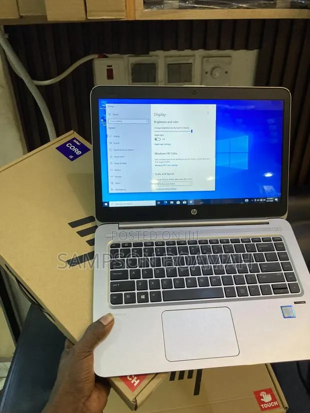 New Laptop HP EliteBook 1040 G3 16GB Intel Core i7 SSD 256GB · Photo 1
