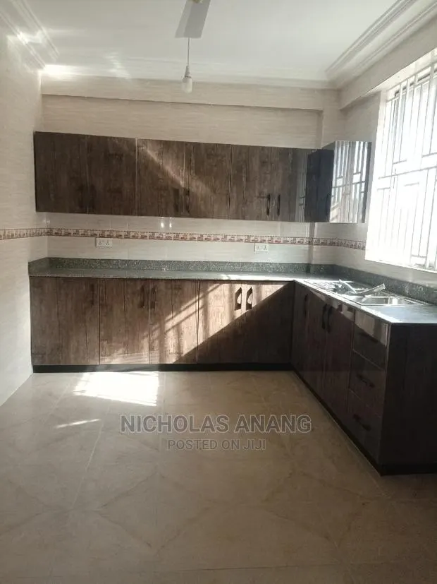 3bdrm Apartment in the Dorns Properties, New Town for Rent · Photo 1
