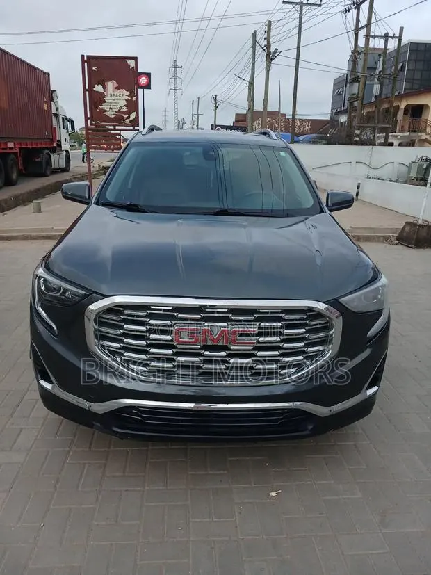 GMC Terrain SLT AWD 2019 Gray · Photo 1