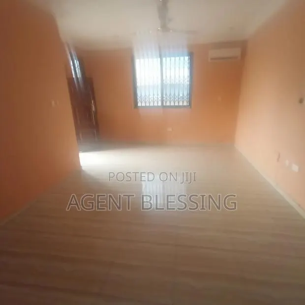 3bdrm Apartment in Afienya-Mataheko, Tema Metropolitan for rent · Photo 1