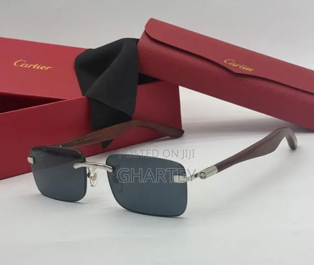 Cartier Luxury Rimless Rectangle Glasses · Photo 1