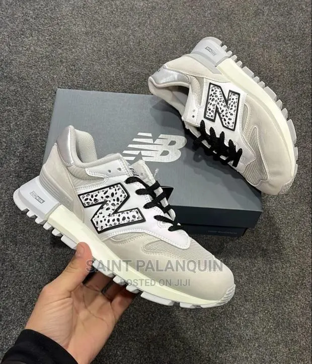 New Balance · Photo 1