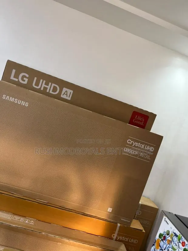 Pure Crystal Color Samsung 55" U8000F TV · Photo 1