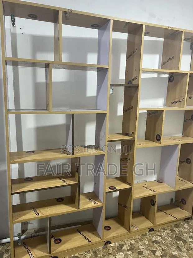 Wall Shelves · Photo 1