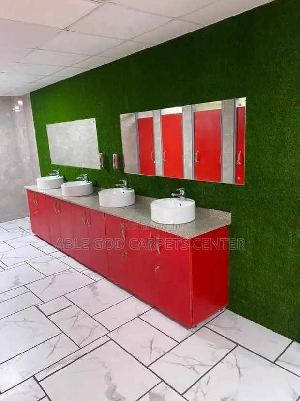 Carpet Grass for Walls / Artificial Green Grass for Walls · Photo 1