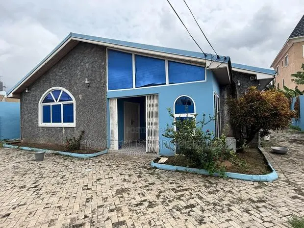 4bdrm House in Awoshie, Abrantie for sale · Photo 1