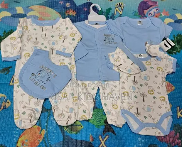 8 Pieces Baby Clothing Set 3 to 6months · Photo 1